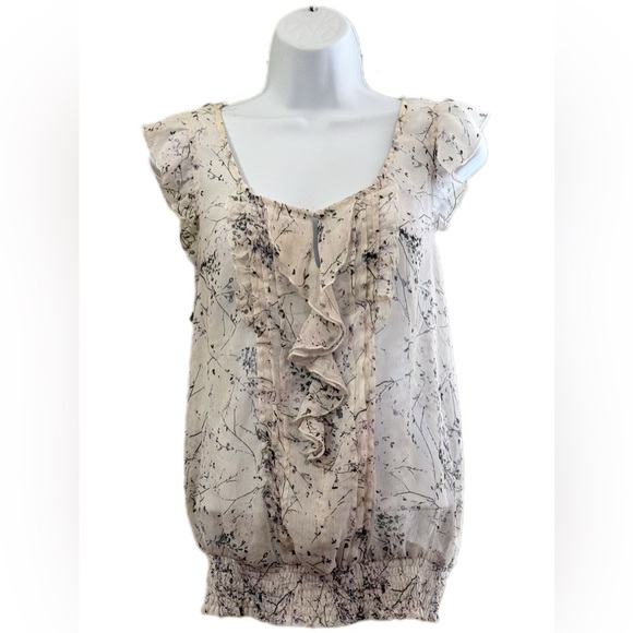 Floral Ruffle Top - Cream and Black - Picture 9 of 9